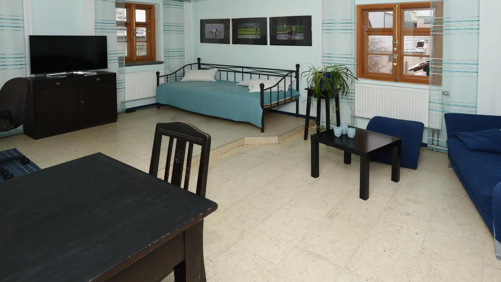 Apartment Ferienwohnung Am Wasserschloss Schnabelwaid Germany