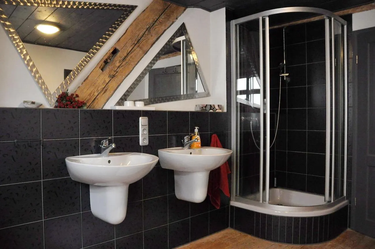 Apartment Ferienwohnung Am Wasserschloss Schnabelwaid